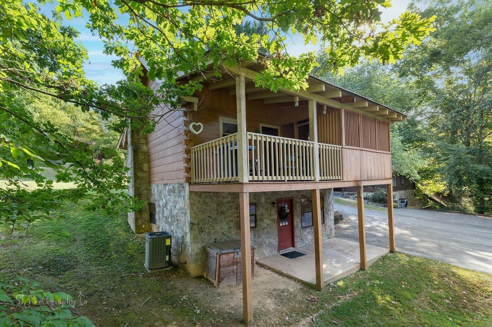 Karen'S Cabin Cabin Pigeon Forge Exterior photo